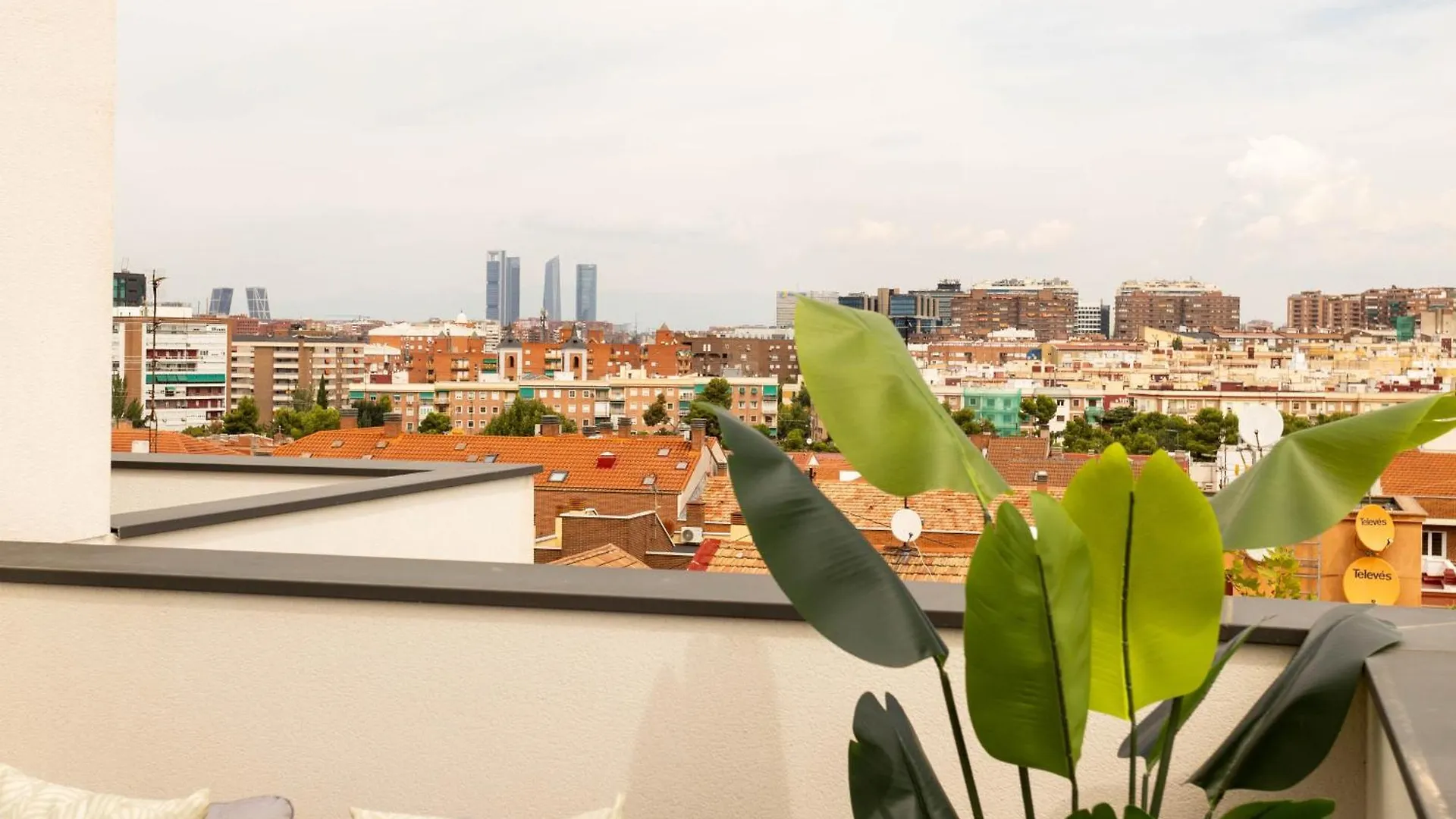 Alcala En Madrid Apartment
